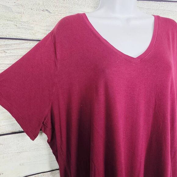 Maurices 24/7 Plaid Short Sleeve Top Black Red White XL - Picture 2 of 6